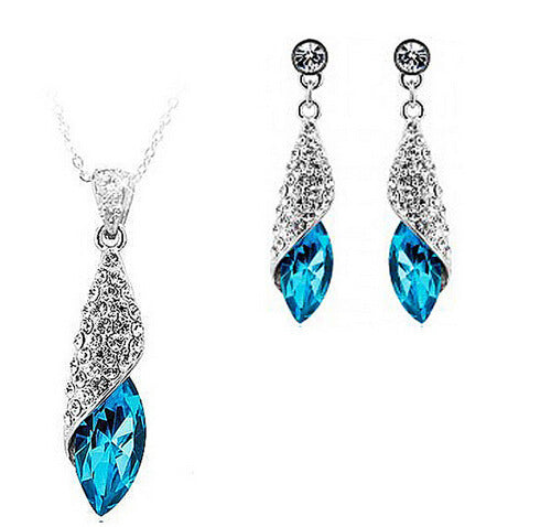 Elegant Matching Necklace and Earring Set